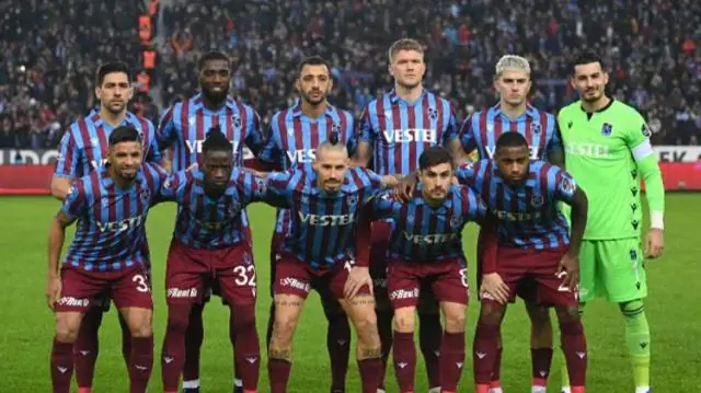 На каком канале идет рождественское световое шоу?