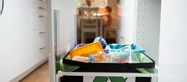 Как вы защелкиваете пластик?