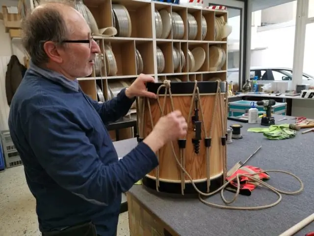 Как умирает Бентли Драммл?