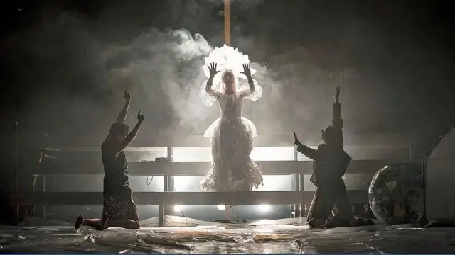 Что написал незнакомцу Альбер Камю?