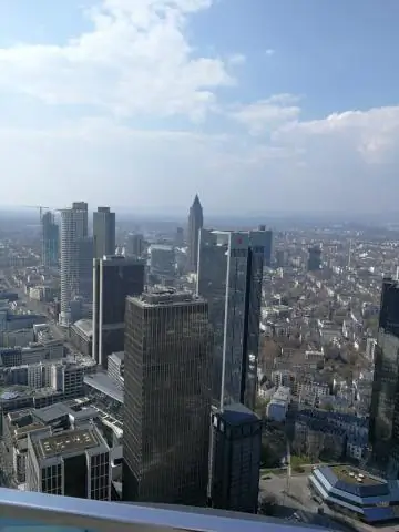 Сколько этажей в Си-Эн Тауэр?