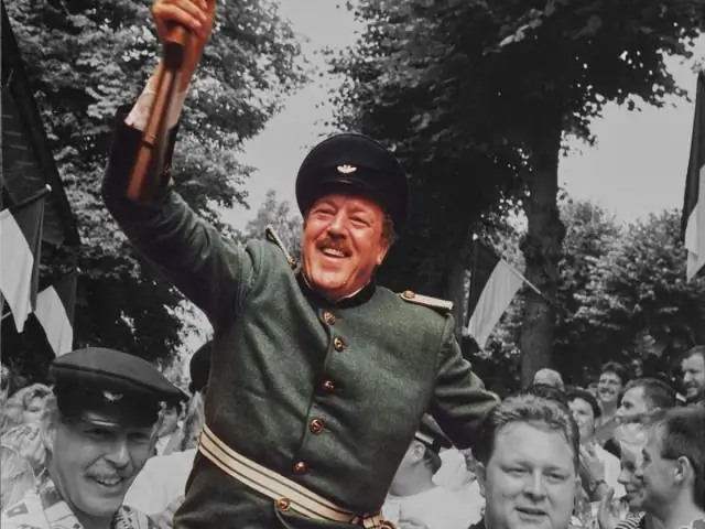 Как вы цитируете статут в Bluebook?