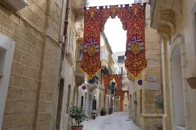 На горе Сент-Мэри хорошая школа медсестер?