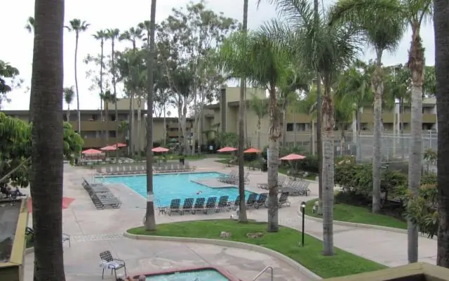 Есть ли у UNCW общежития?