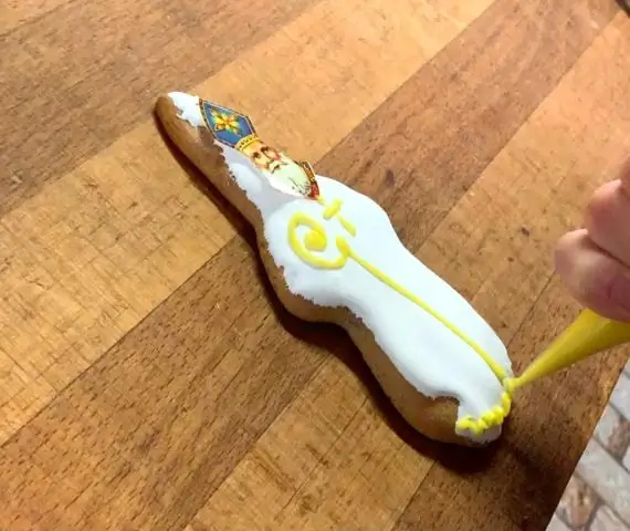 Сколько обязательных положений в типовом законе NAIC для договоров медицинского страхования?