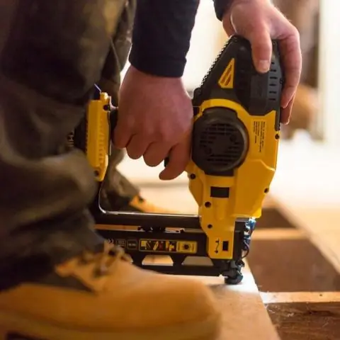 Безопасна ли влажная швабра Swiffer для деревянных полов?