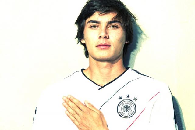 Кассандра Клэр рассказывает «Заводной принц» и рассказывает, что будет дальше с ее Infernal Devices, серией Mortal Instruments