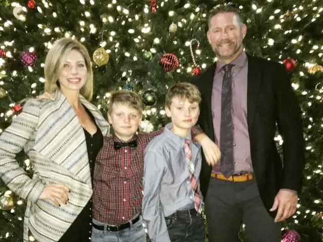 Обри Хафф Собственный капитал: Вики, В браке, Семья, Свадьба, Заработная плата, Братья и сестры