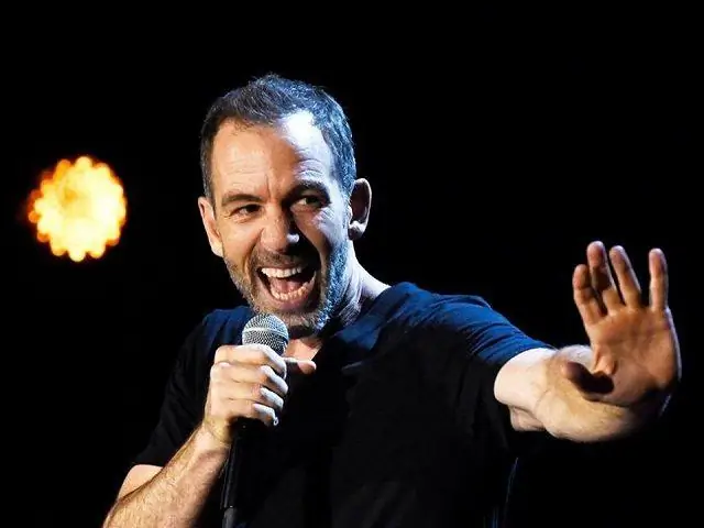 Эван Бей Чистая стоимость: Вики, женат, семья, свадьба, зарплата, братья и сестры